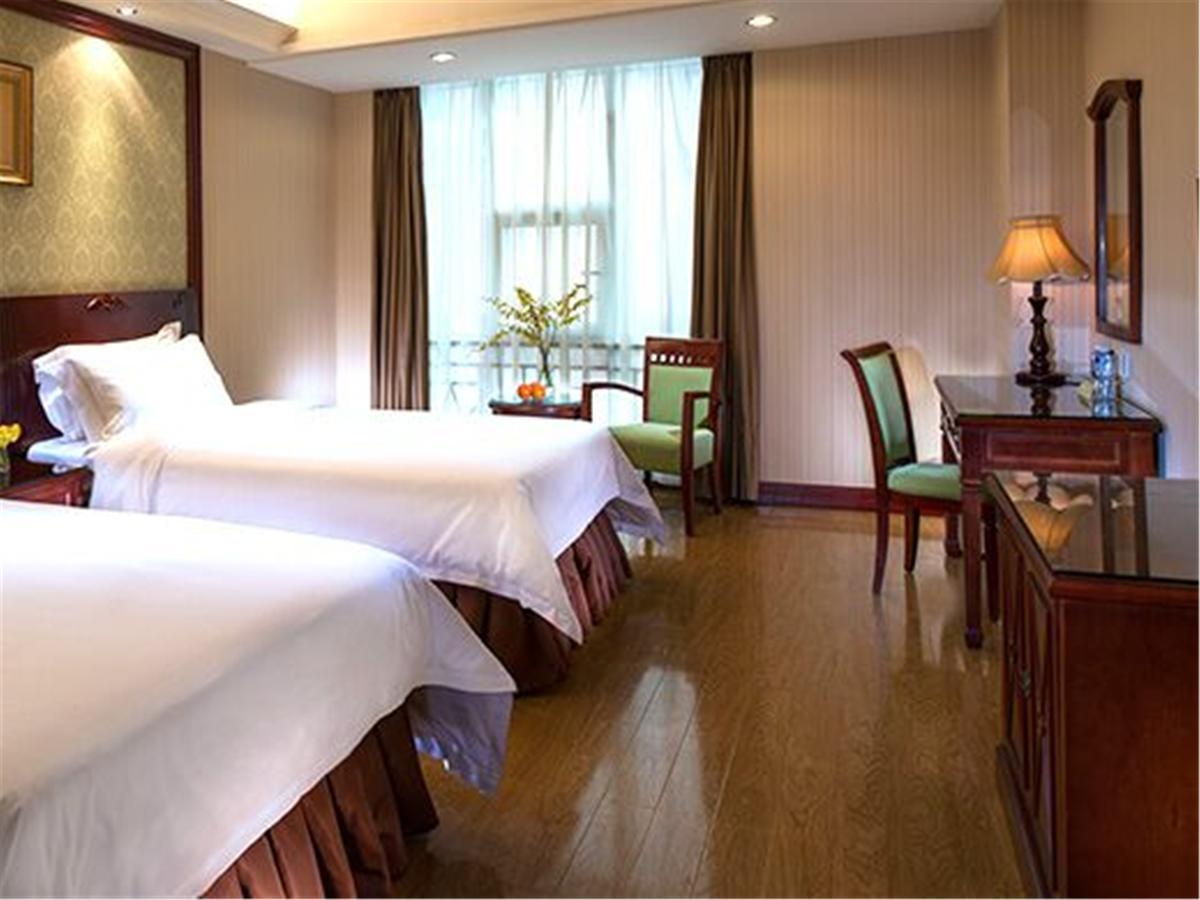 Vienna Hotel Shenzhen Shuanglong Subway Station Exterior photo
