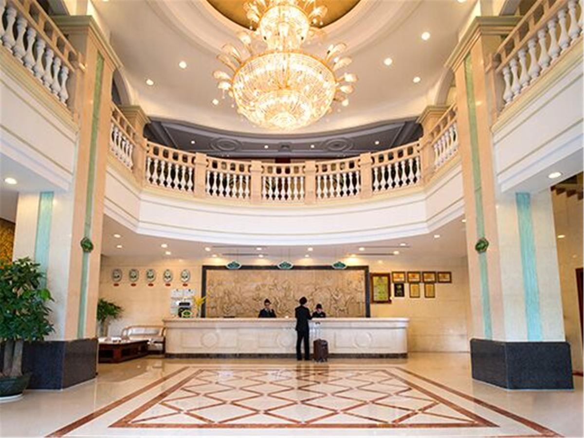 Vienna Hotel Shenzhen Shuanglong Subway Station Exterior photo
